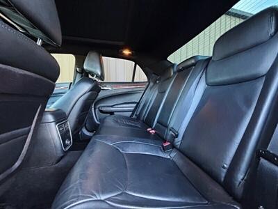 2013 Chrysler 300 Series   - Photo 8 - Manteca, CA 95337