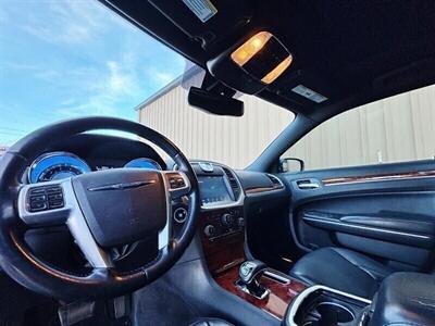 2013 Chrysler 300 Series   - Photo 6 - Manteca, CA 95337