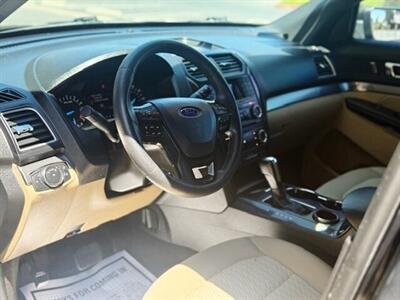 2017 Ford Explorer Limited   - Photo 5 - Manteca, CA 95337