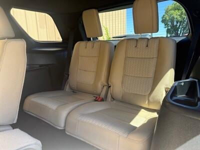 2017 Ford Explorer Limited   - Photo 8 - Manteca, CA 95337