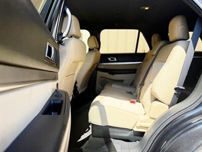 2017 Ford Explorer Limited   - Photo 7 - Manteca, CA 95337