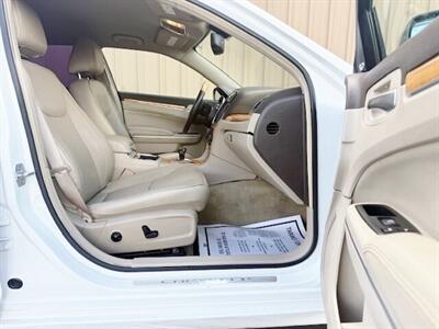 2013 Chrysler 300C   - Photo 4 - Manteca, CA 95337