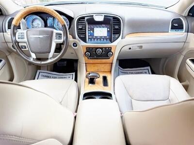 2013 Chrysler 300C   - Photo 5 - Manteca, CA 95337