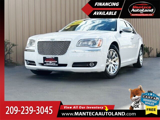 2013 Chrysler 300C   - Photo 1 - Manteca, CA 95337