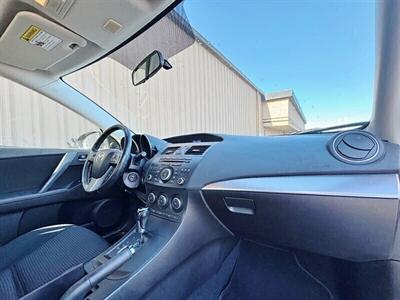 2013 Mazda Mazda3 i Touring   - Photo 9 - Manteca, CA 95337