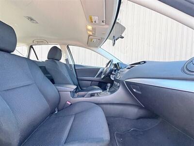 2013 Mazda Mazda3 i Touring   - Photo 10 - Manteca, CA 95337