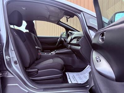 2021 Nissan LEAF S   - Photo 2 - Manteca, CA 95337