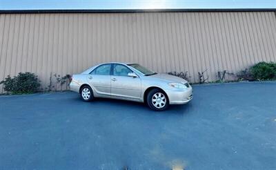 2002 Toyota Camry LE   - Photo 2 - Manteca, CA 95337