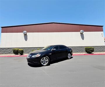 2010 Ford Taurus Limited   - Photo 5 - Manteca, CA 95337