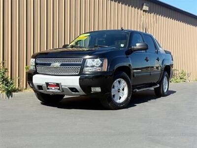 2010 Chevrolet Avalanche LT   - Photo 2 - Manteca, CA 95337