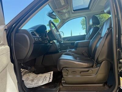 2010 Chevrolet Avalanche LT   - Photo 3 - Manteca, CA 95337