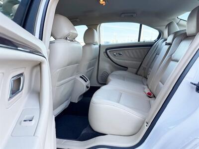 2015 Ford Taurus Limited   - Photo 6 - Manteca, CA 95337