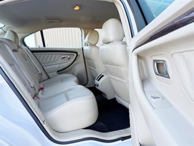 2015 Ford Taurus Limited   - Photo 9 - Manteca, CA 95337