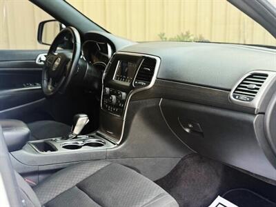 2018 Jeep Grand Cherokee Laredo   - Photo 4 - Manteca, CA 95337