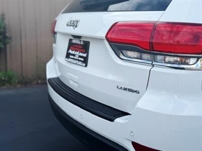 2018 Jeep Grand Cherokee Laredo   - Photo 12 - Manteca, CA 95337