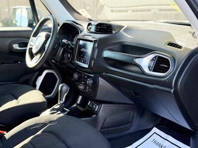 2018 Jeep Renegade Latitude - Photo 9 - Manteca, CA 95337