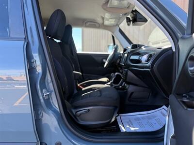 2018 Jeep Renegade Latitude - Photo 3 - Manteca, CA 95337