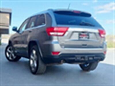 2012 Jeep Grand Cherokee Overland Summit - Photo 14 - Manteca, CA 95337