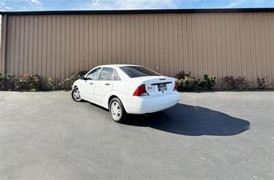 2003 Ford Focus SE   - Photo 15 - Manteca, CA 95337