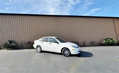 2003 Ford Focus SE   - Photo 5 - Manteca, CA 95337