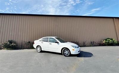 2003 Ford Focus SE   - Photo 5 - Manteca, CA 95337
