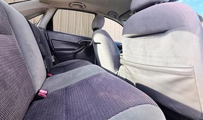 2003 Ford Focus SE   - Photo 12 - Manteca, CA 95337