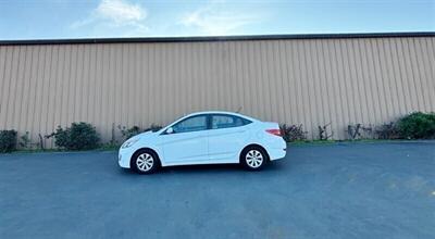 2017 Hyundai ACCENT SE   - Photo 12 - Manteca, CA 95337