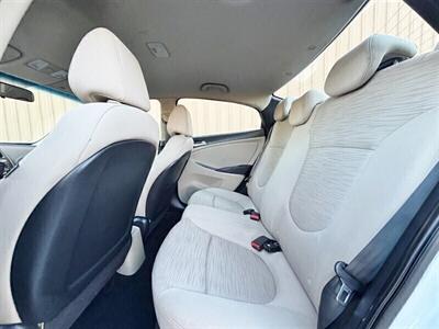 2017 Hyundai ACCENT SE   - Photo 8 - Manteca, CA 95337