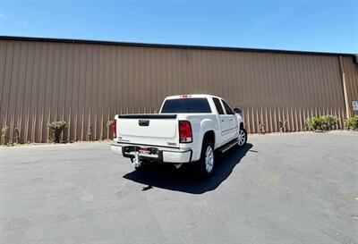 2011 GMC Sierra 1500 Denali   - Photo 16 - Manteca, CA 95337