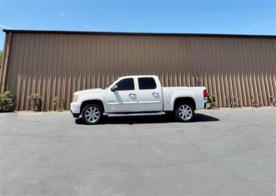 2011 GMC Sierra 1500 Denali   - Photo 12 - Manteca, CA 95337