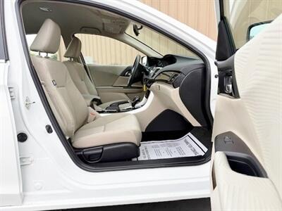 2017 Honda Accord LX - Photo 3 - Manteca, CA 95337