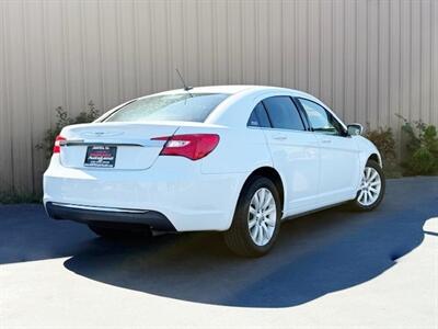 2014 Chrysler 200 Touring   - Photo 8 - Manteca, CA 95337