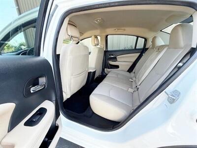 2014 Chrysler 200 Touring - Photo 5 - Manteca, CA 95337