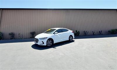 2017 Hyundai ELANTRA SE   - Photo 2 - Manteca, CA 95337