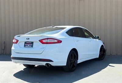 2016 Ford Fusion SE - Photo 11 - Manteca, CA 95337