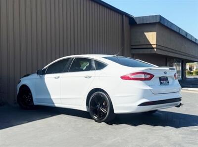 2016 Ford Fusion SE - Photo 10 - Manteca, CA 95337