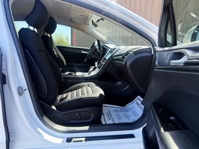 2016 Ford Fusion SE - Photo 7 - Manteca, CA 95337