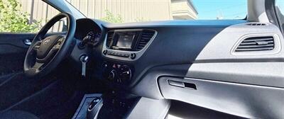 2020 Hyundai ACCENT SE   - Photo 8 - Manteca, CA 95337