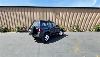 2007 Jeep Liberty Sport   - Photo 13 - Manteca, CA 95337