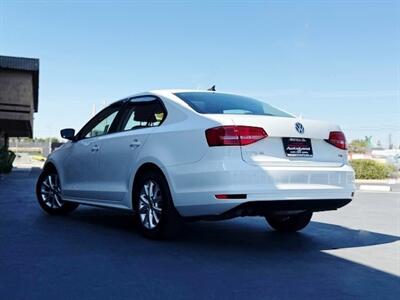 2015 Volkswagen Jetta SE   - Photo 10 - Manteca, CA 95337