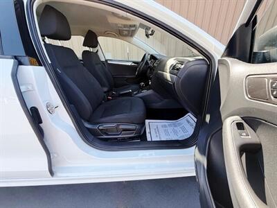 2015 Volkswagen Jetta SE   - Photo 7 - Manteca, CA 95337