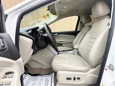 2016 Ford Escape SE   - Photo 3 - Manteca, CA 95337