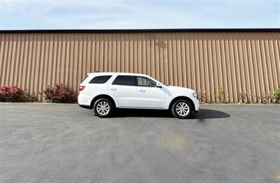 2019 Dodge Durango SXT Plus   - Photo 2 - Manteca, CA 95337