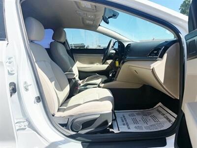2017 Hyundai ELANTRA SE   - Photo 6 - Manteca, CA 95337