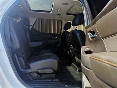 2019 Chevrolet Traverse Premier   - Photo 5 - Manteca, CA 95337