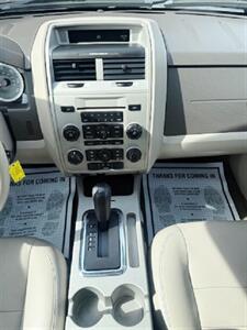 2010 Ford Escape XLT - Photo 10 - Manteca, CA 95337