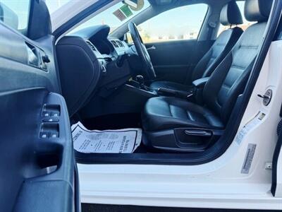 2012 Volkswagen Jetta SE PZEV   - Photo 7 - Manteca, CA 95337