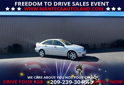 2006 Ford Focus ZX4 SE   - Photo 1 - Manteca, CA 95337
