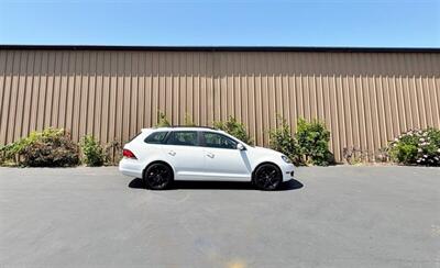 2013 Volkswagen Jetta SportWagen SE PZEV   - Photo 2 - Manteca, CA 95337