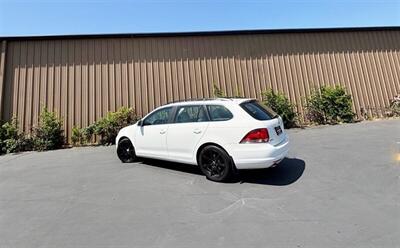 2013 Volkswagen Jetta SportWagen SE PZEV   - Photo 11 - Manteca, CA 95337